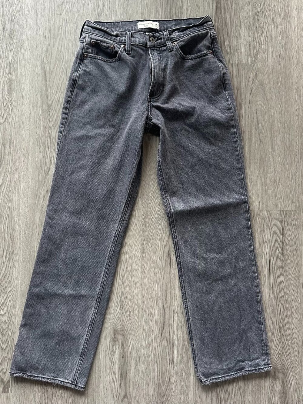 Abercrombie & Fitch Curve Love, Low Rise Baggy Jeans, Size 26